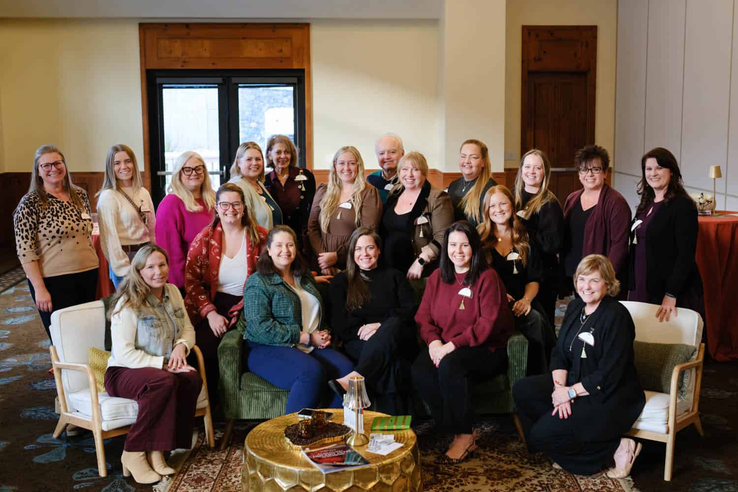 Group photo of Vermont wedding professionals at a conference.